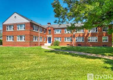 Main picture of 25941 Lake Shore Blvd