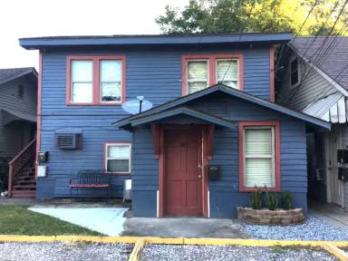 Main picture of 319 McKinley St