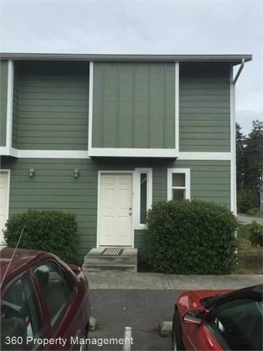 Main picture of 1225 N Oak Harbor St