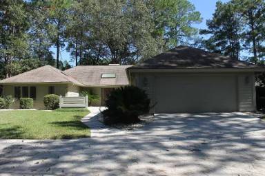 Main picture of 196 Whiteoaks Cir