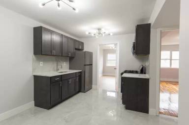 Main picture of 1903 County Ln