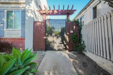 Main picture of 4185 Texas St