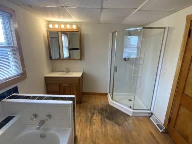 Main picture of 1123 N 21st St