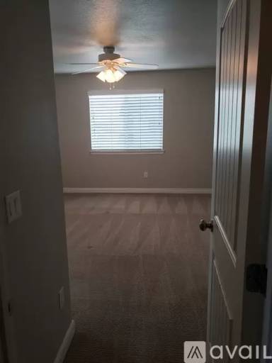 Main picture of 494 W Green Spring Way