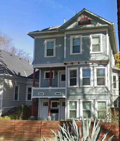 Main picture of 2409 I St