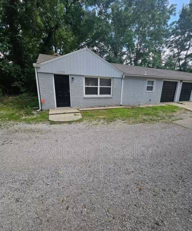 Main picture of 11302 E 15th St S