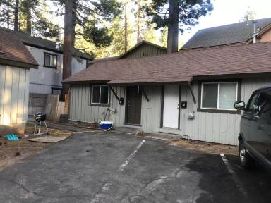 Main picture of 1036 Moss Rd