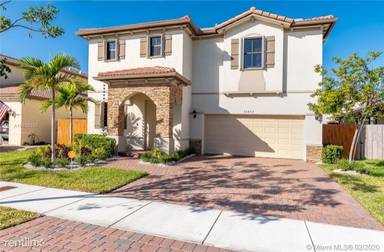 Main picture of 23852 SW 114th Pl