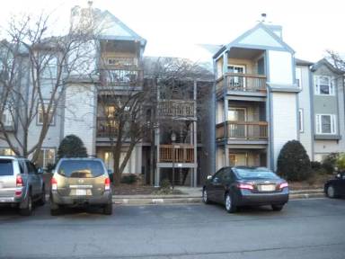 Main picture of 6915 Victoria Dr