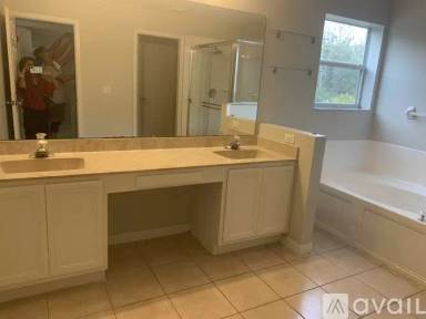 Main picture of 2421 Huron Cir