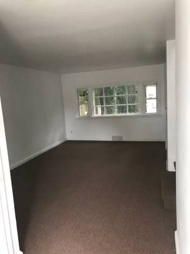 Main picture of 30 S Cannon Dr