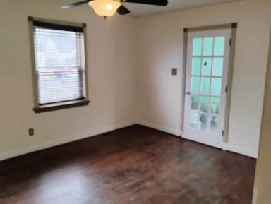 Main picture of 1603 Edwards Ave