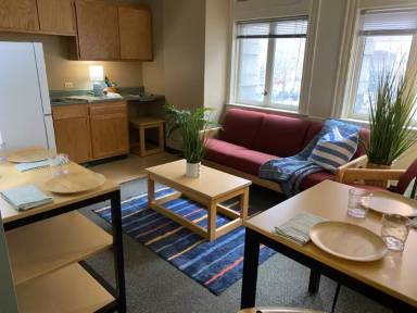 Main picture of 111 Wood St