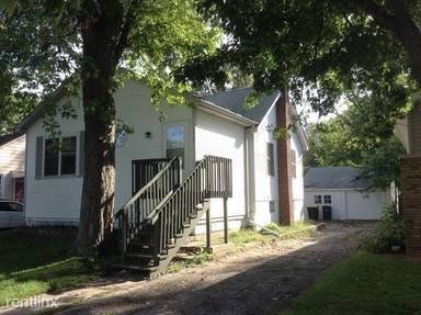 Main picture of 17927 Lorenz Ave