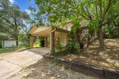 Main picture of 8106 Dunn St