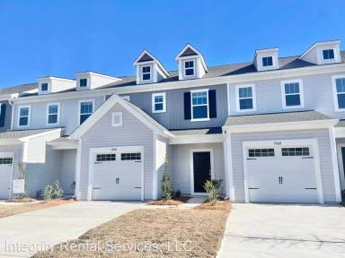Main picture of 3870 Claret Cup Dr