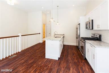 Main picture of 1888 Washington St