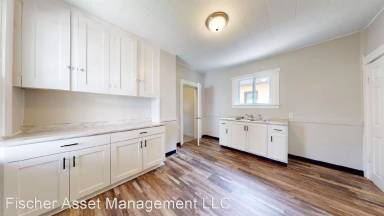 Main picture of 2037 W 95th St