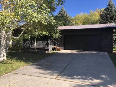 Main picture of 30 Absaroka Dr