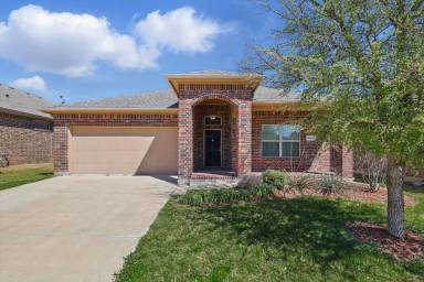 Main picture of 2501 Clay Creek Ln