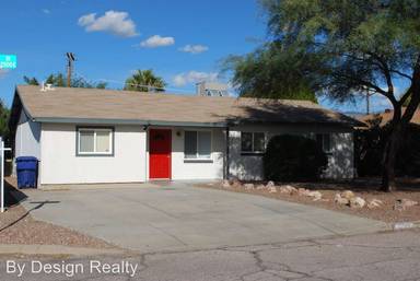 Main picture of 2501 E Towner St