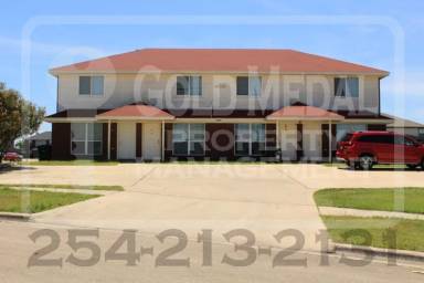 Main picture of 4100 Terri Linn