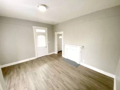 Main picture of 17 N Philadelphia St