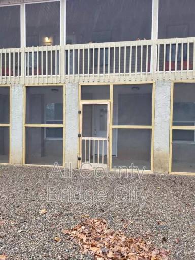 Main picture of 2002 Hampton Shores Dr