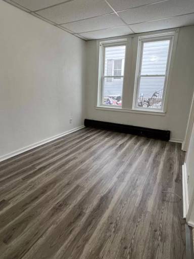 Main picture of 514 W 16th St