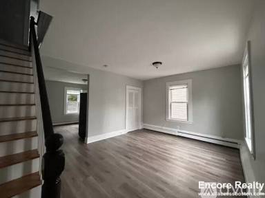 Main picture of 6 Swetts Ct