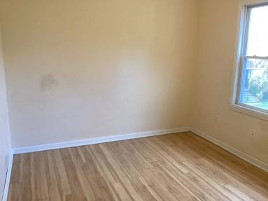 Main picture of 1402 W Meinecke Ave