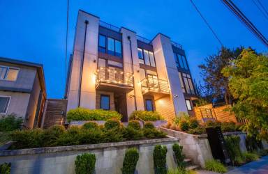 Main picture of 3238 14th Ave W
