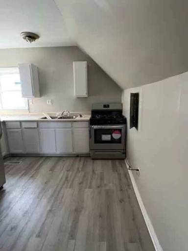Main picture of 448 W Chenery St