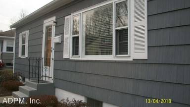 Main picture of 4 Carlton Dr