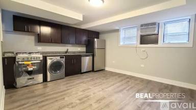 Main picture of 433 W Belden Ave