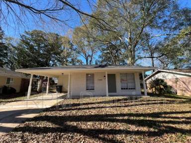 Main picture of 7344 Meadowview Ave