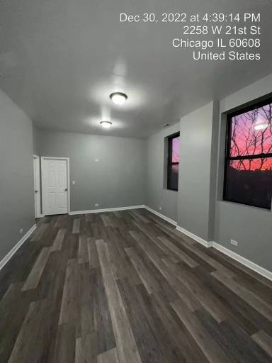 Main picture of 2258 W 21st St