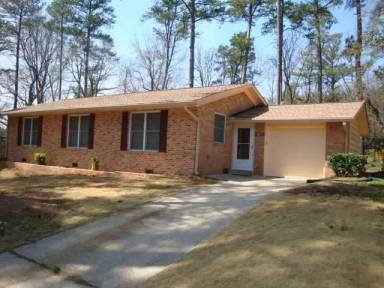 Main picture of 3655 Woodstream Cir NE