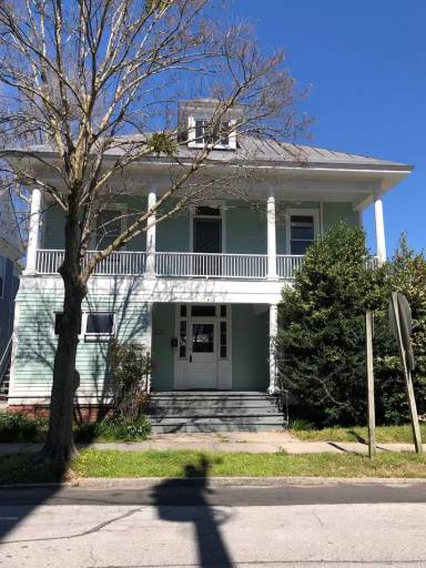 Main picture of 412 Johnson St