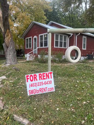 Main picture of 1821 Tostevin St