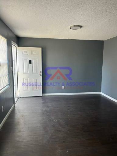 Main picture of 1512 20th St N