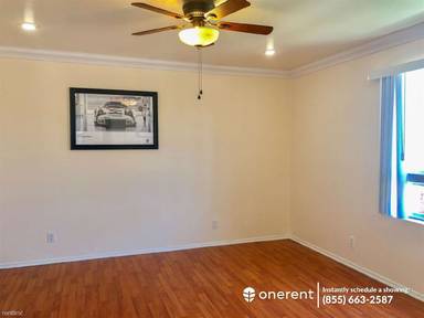 Main picture of 10900 Blix St