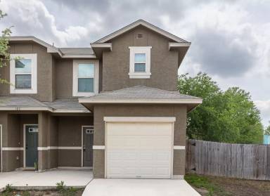 Main picture of 6003 Karly Way