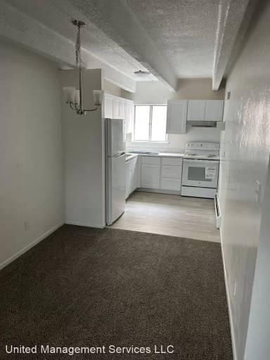 Main picture of 2401 S Gaylord St