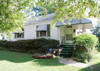 Main picture of 812 Colleton Rd