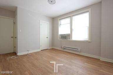 Main picture of 511 W Belmont Ave