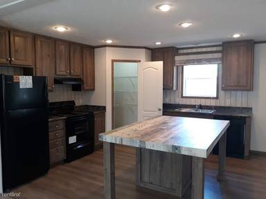 Main picture of Redbud Estates