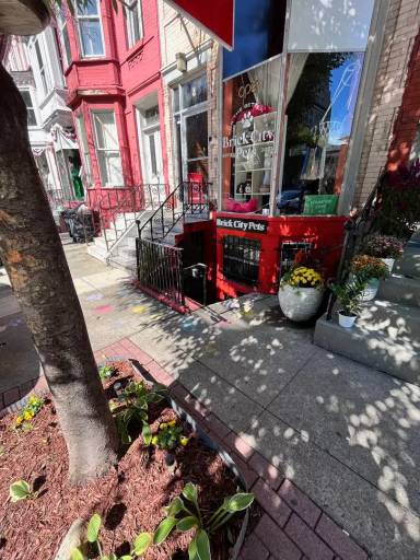 Main picture of 9 Warren St
