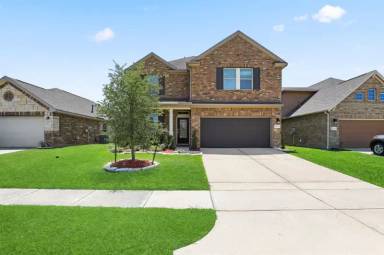 Main picture of 20731 Winghaven Dr