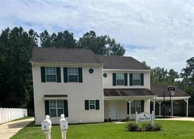 Main picture of 4 Laura Dr